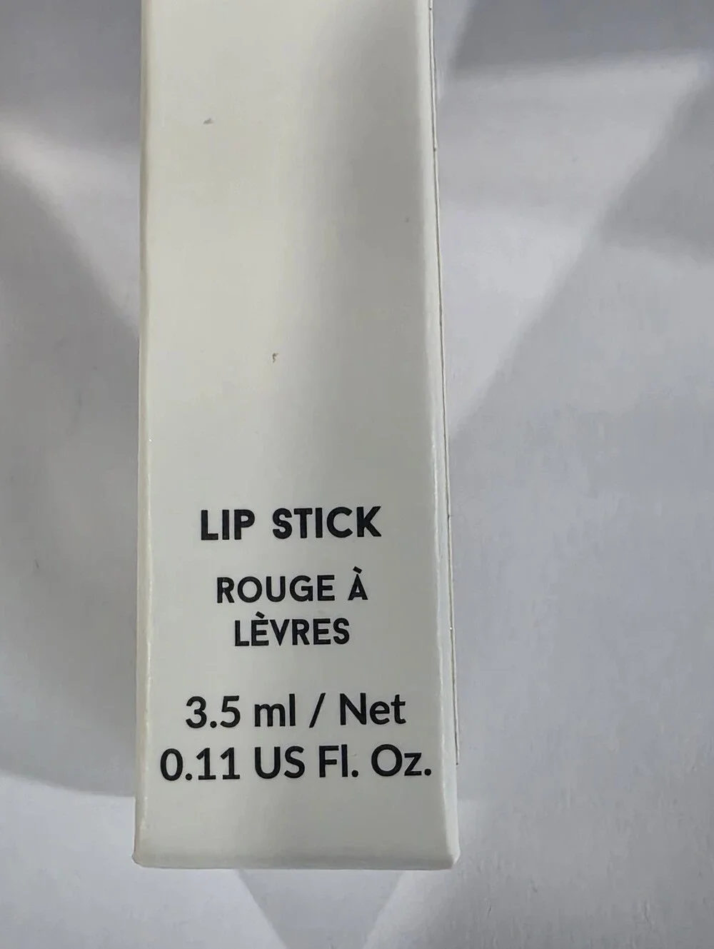 Refy Lip Stick Satin Hydrating liquid lipstick Rosa/Medium warm nude. BNIB